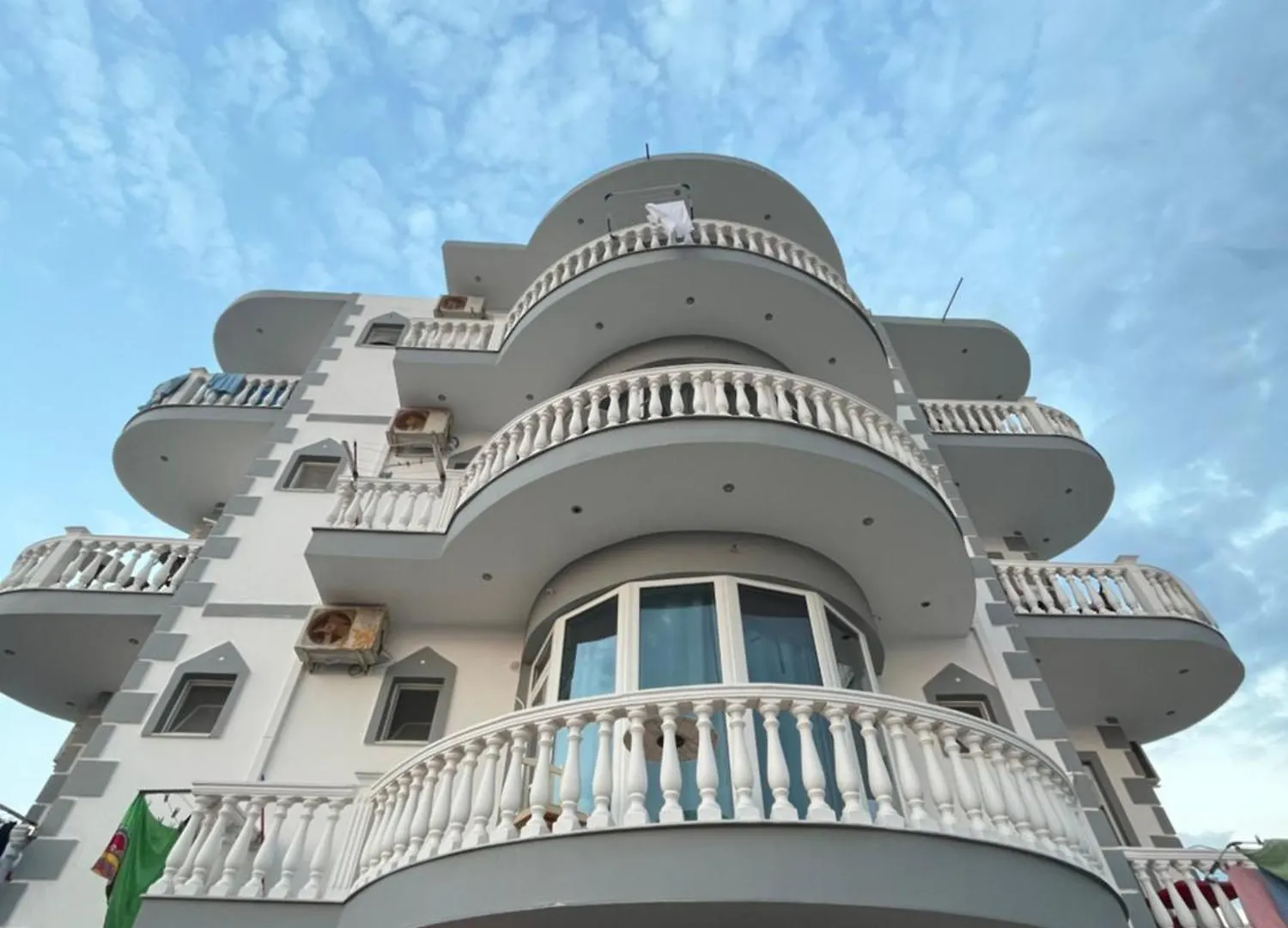 Studio Apartments Rizarjo Ksamil